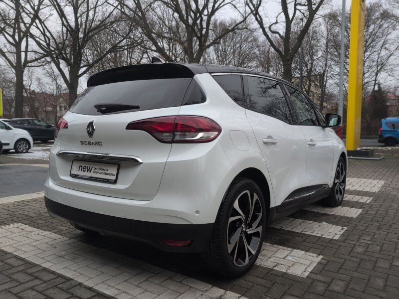 Gebraucht Renault Scénic IV 158 PS (116 kW) 2022 Perlmuttweiß und blackpearl Van / Kleinbus
