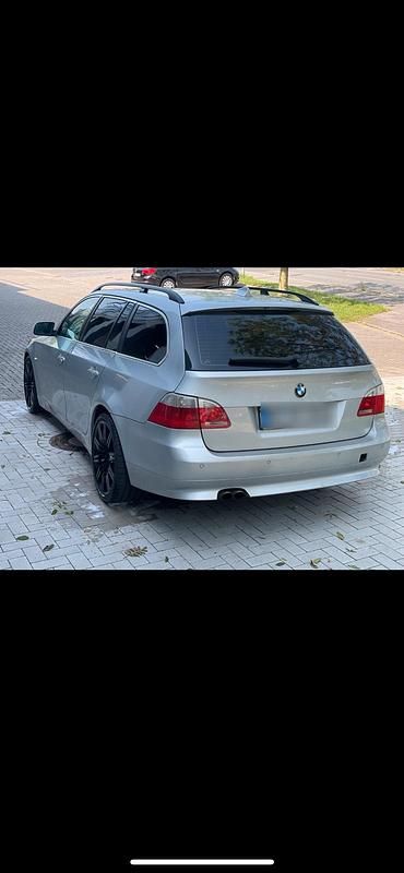 Silber Gebraucht 2006 BMW 525 Kombi | 4.200 € (Etwas zu teuer) - Bild 1/4