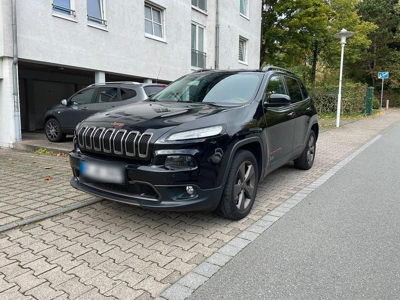 Schwarz Gebraucht 2016 Jeep Cherokee SUV | 12.950 € (Fairer Preis) - Bild 1/4