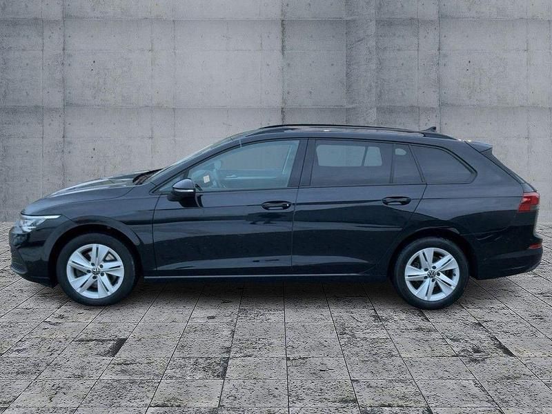 Gebraucht VW Golf VIII Life 150 PS (110 kW) 2022 Schwarz Kombi