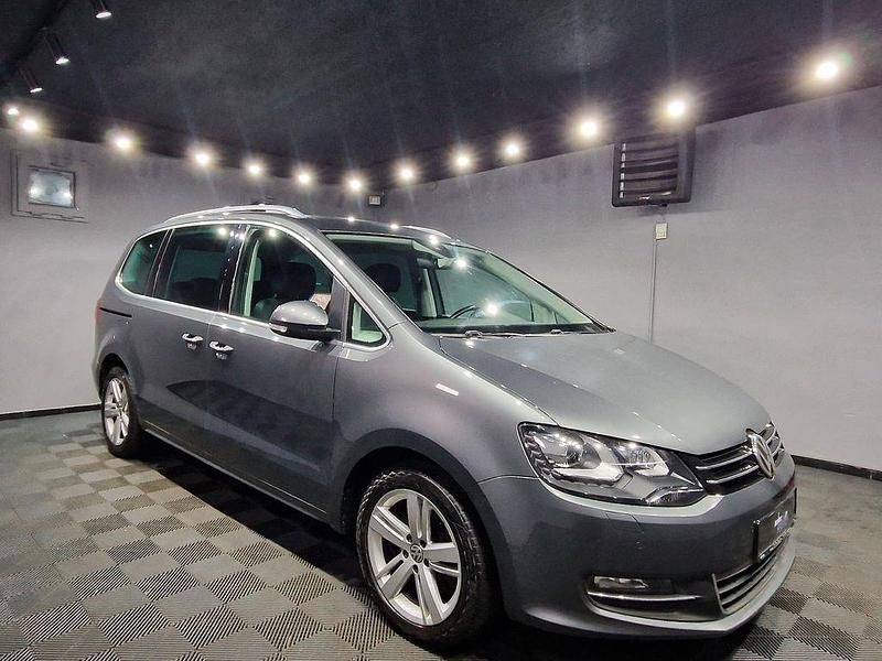 Gebraucht VW Sharan 177 PS (130 kW) 2019 Indiumgrau Van / Kleinbus