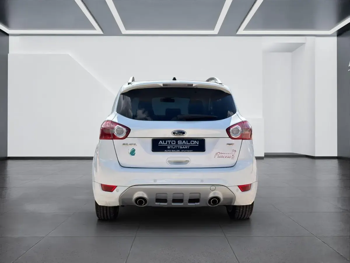 Gebraucht Ford Kuga Titanium 163 PS (119 kW) 2011 Weiß SUV