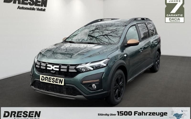 Gruen Neu 2025 Dacia Jogger Extreme Van / Kleinbus | 27.935 € (Fairer Preis) - Bild 1/4