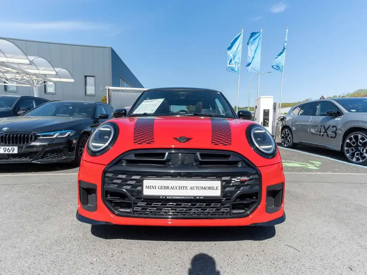 Gebraucht Mini John Cooper Works 204 PS (150 kW) 2024 Rot Kleinwagen