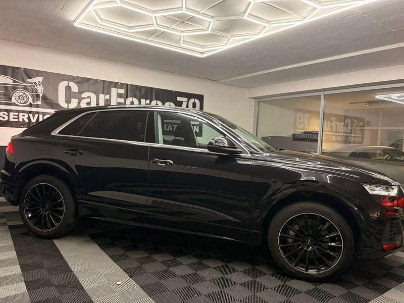Gebraucht Audi Q8 Ambiente 340 PS (250 kW) 2021 Schwarz SUV