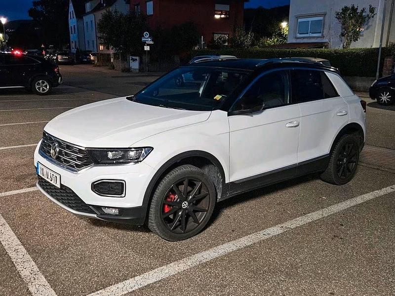 Weiß Gebraucht 2020 VW T-Roc SUV | 21.900 € (Fairer Preis) - Bild 1/4
