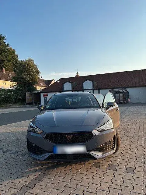 Gebraucht Cupra Leon 245 PS (180 kW) 2020 Grau Kombi