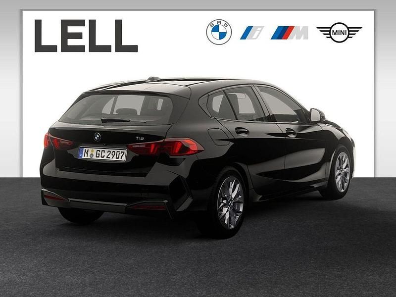 Neu BMW 116 Performance 122 PS (89 kW) 2026 Schwarz Kleinwagen