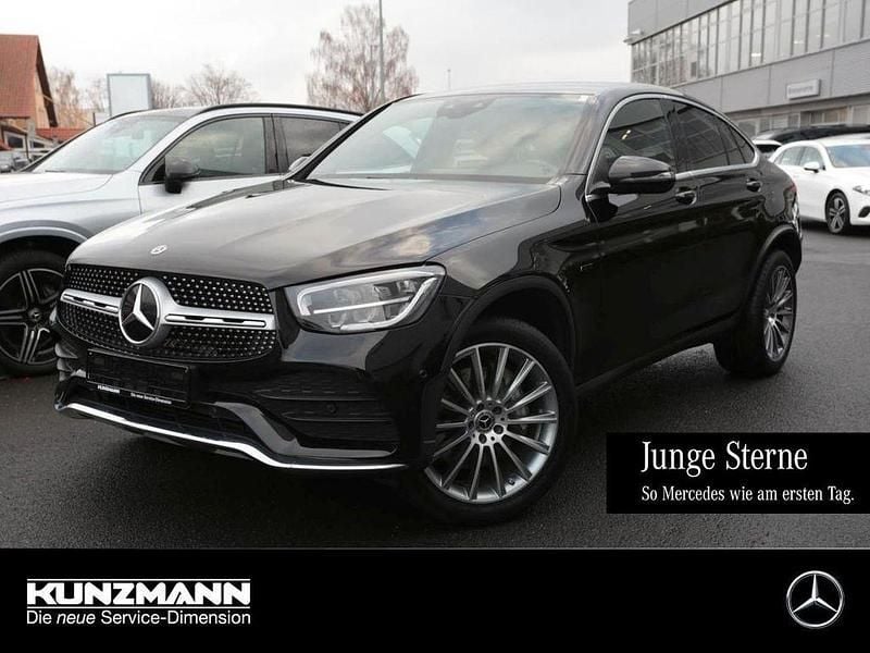 Gebraucht Mercedes GLC300e AMG 320 PS (235 kW) 2020 Obsidianschwarz metallic Coupé