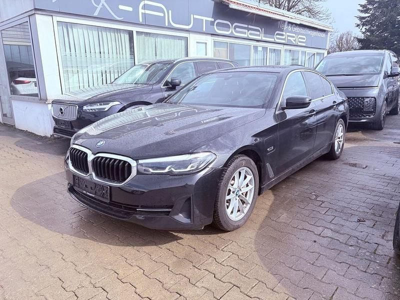 Gebraucht BMW 530e 292 PS (214 kW) 2021 Schwarz Limousine