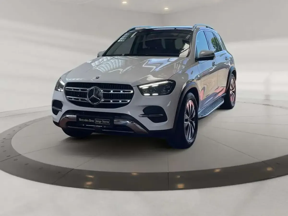 Gebraucht Mercedes GLE350 197 PS (144 kW) 2025 Weiß SUV