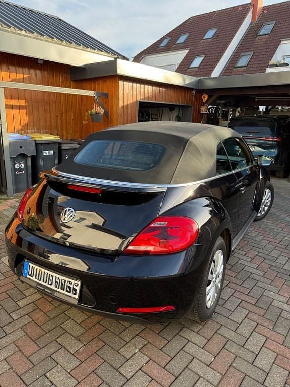 Używany VW Beetle 105 KM (77 kW) 2016 Czarny Hatchback
