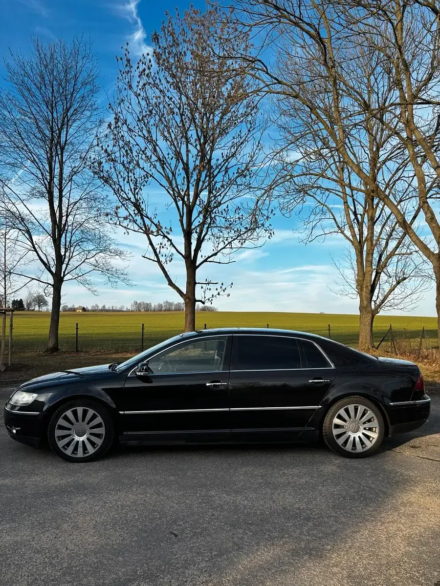 Usata VW Phaeton Exclusive 360 CV (264 kW) 2004 Nero Berlina