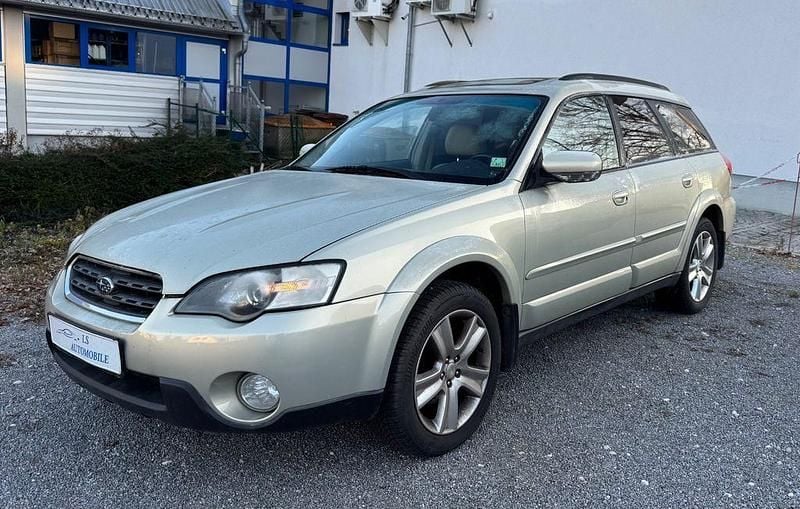Silber Gebraucht 2006 Subaru Outback Limousine | 3.500 € - Bild 1/4