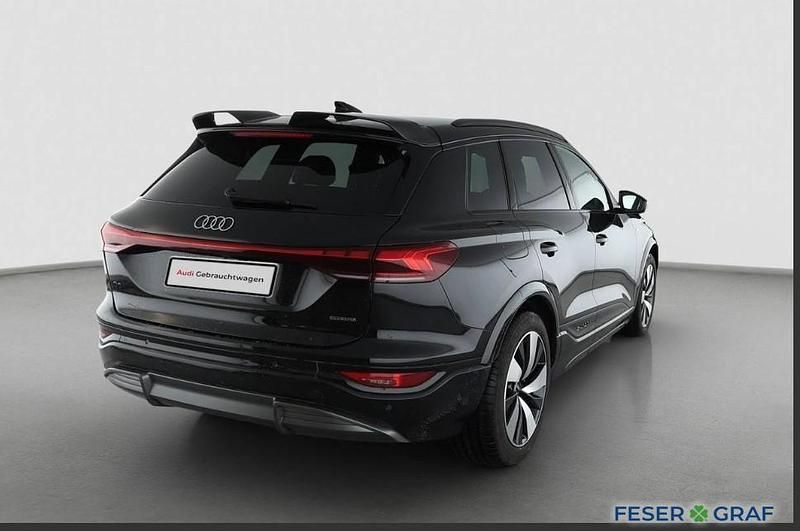 Gebraucht Audi Q6 e-tron Ambiente 284 kW (387 PS) 2024 Mythosschwarz metallic SUV