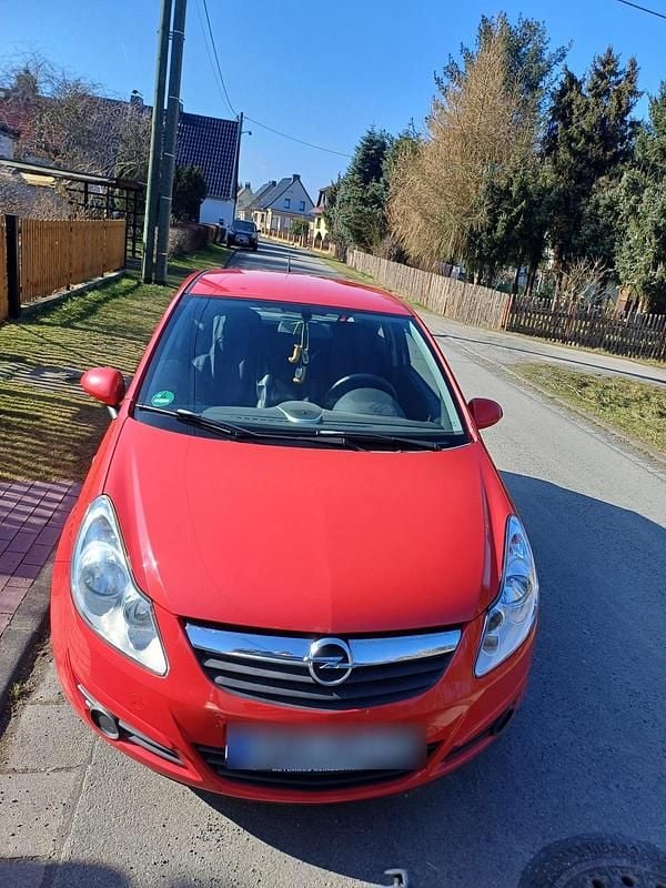 Rot Gebraucht 2007 Opel Corsa Kleinwagen | 1.500 € (Fairer Preis) - Bild 1/4