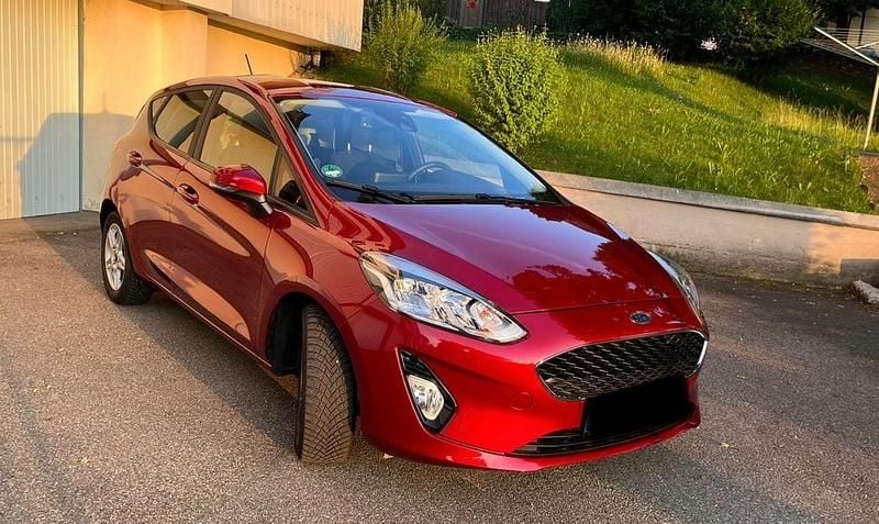 Rot Gebraucht 2020 Ford Fiesta Cool & Connect Kleinwagen | 11.999 € (Guter Preis) - Bild 1/4