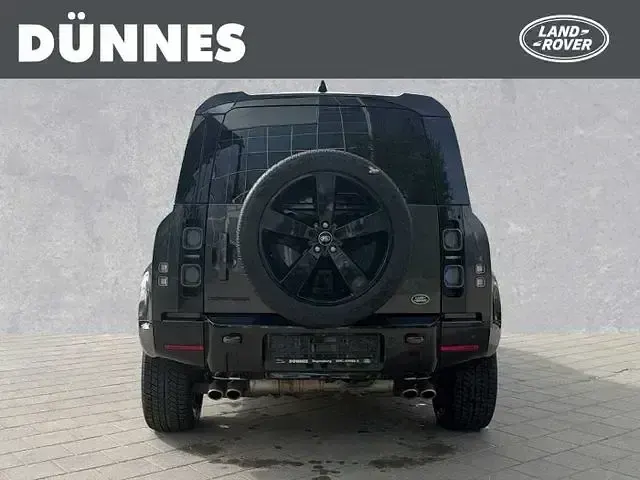 Gebraucht Land Rover Defender 532 PS (391 kW) 2022 Carpathian grey SUV