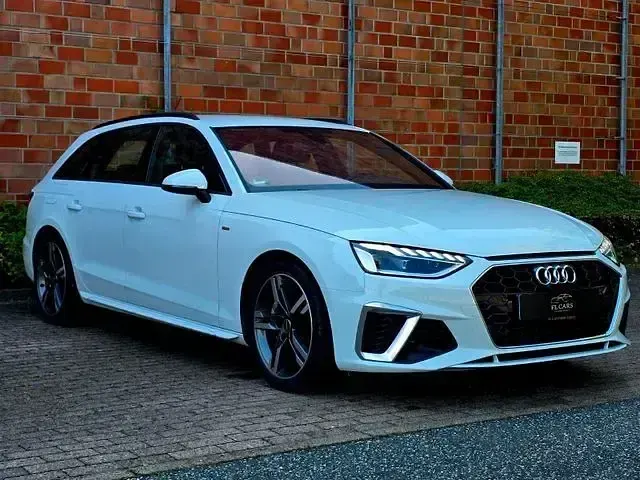 Gebraucht Audi A4 S-Line 204 PS (150 kW) 2023 Weiß Kombi