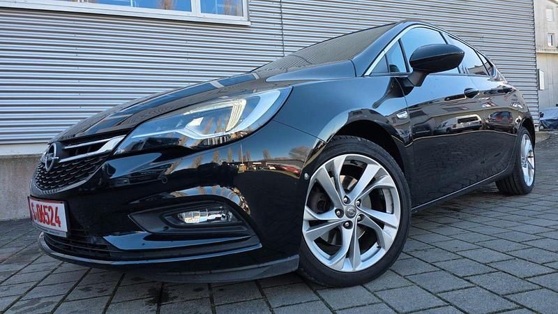 Tief Gebraucht 2018 Opel Astra Limousine | 12.000 € (Superpreis) - Bild 1/4