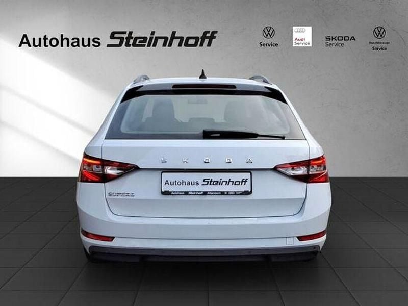 Gebraucht Skoda Superb 110 PS (80 kW) 2020 Andere Limousine