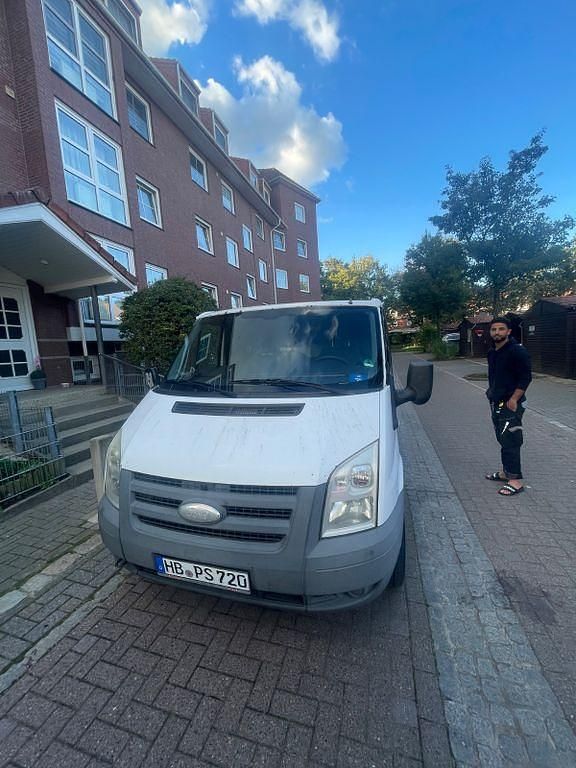 Weiß Gebraucht 2010 Ford Transit Van / Kleinbus | 3.000 € - Bild 1/4