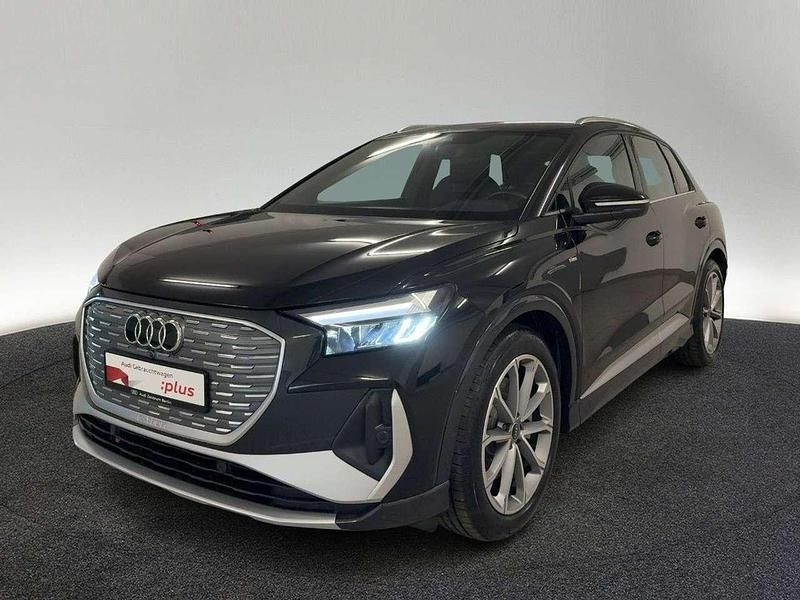 Gebraucht Audi Q4 e-tron Ambiente 150 kW (204 PS) 2022 Mythosschwarz metallic SUV