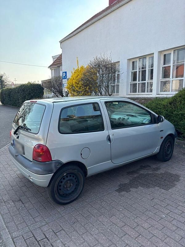 Gebraucht Renault Twingo Authentique 58 PS (42 kW) 2002 Grau Kleinwagen