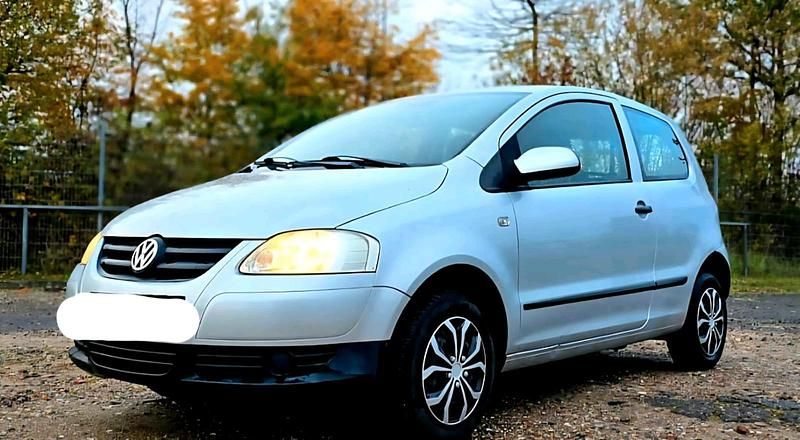 Silber Gebraucht 2007 VW Fox Kleinwagen | 1.999 € (Fairer Preis) - Bild 1/4