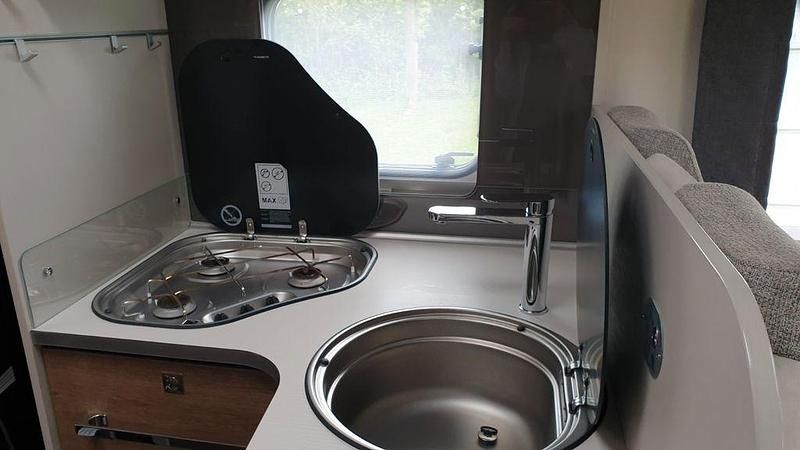 Gebraucht Fiat Ducato 156 PS (114 kW) 2018 Weiß Van