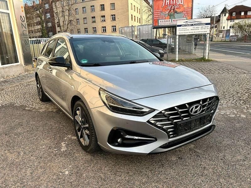 Gebraucht Hyundai i30 Edition 30+ 116 PS (85 kW) 2021 Silber Kombi