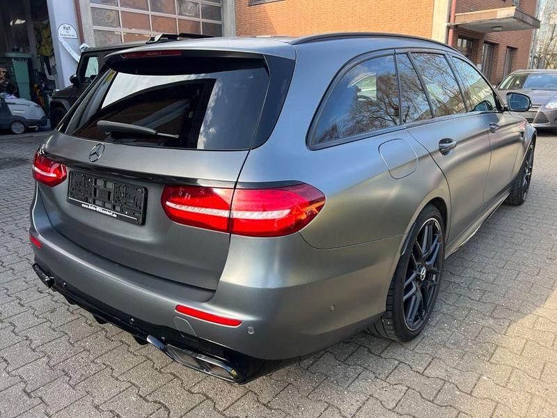 Gebraucht Mercedes E63S AMG AMG 612 PS (450 kW) 2019 Grau Kombi