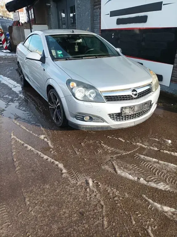 Gebraucht Opel Astra Cabriolet Edition 140 PS (102 kW) 2006 Beige Cabrio