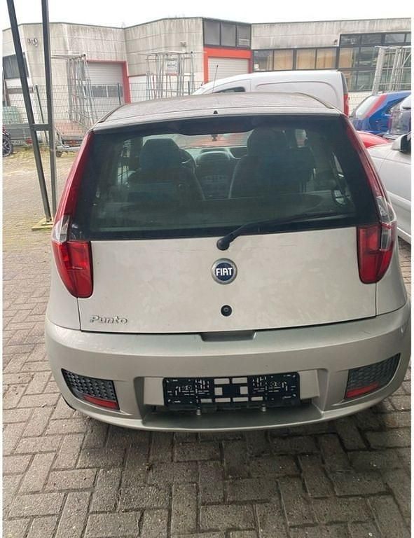 Gebraucht Fiat Punto 60 PS (44 kW) 2004 Grau Kleinwagen
