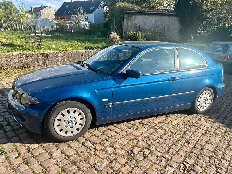 Gebraucht BMW 316 116 PS (85 kW) 2001 Blau Coupé