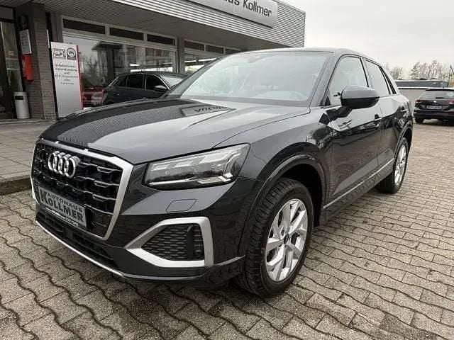 Second-hand Audi Q2 Advanced 150 CP (110 kW) 2023 Gri SUV