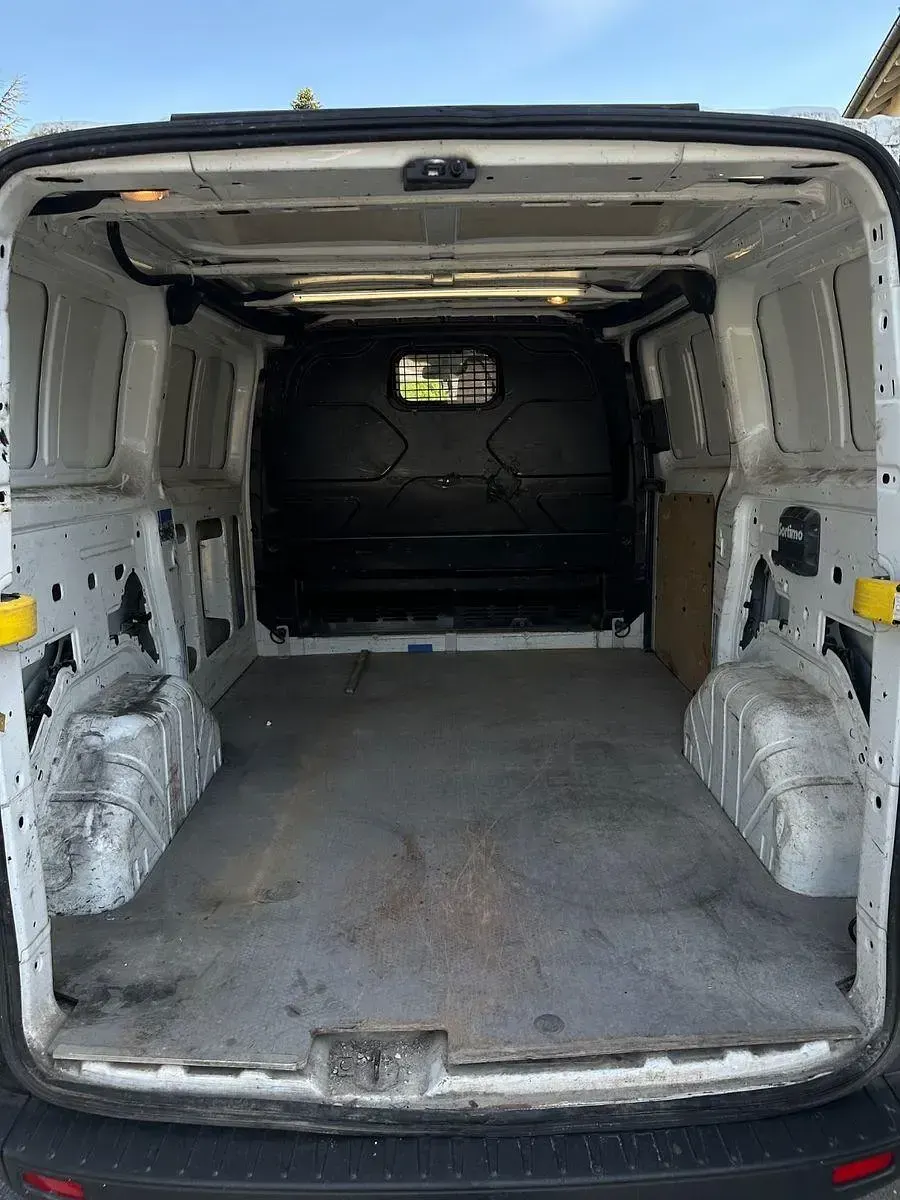 Second-hand Ford Transit Custom 143 CP (105 kW) 2017 Alb Break