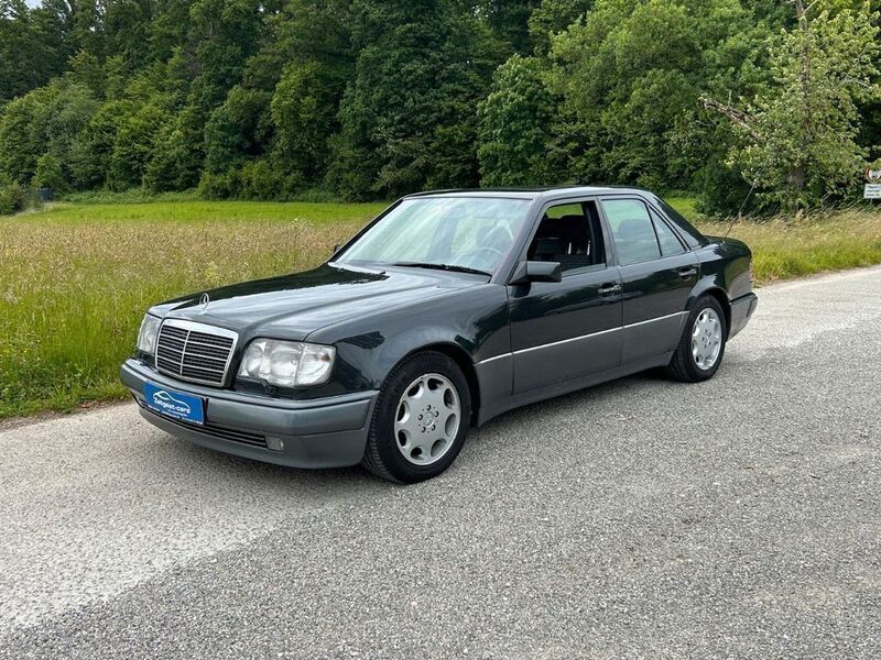 Gebraucht 1994 Mercedes E500 Limousine | 46.500 € - Bild 1/4