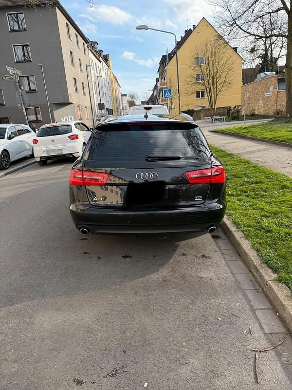 Gebraucht Audi A6 245 PS (180 kW) 2014 Schwarz Kombi