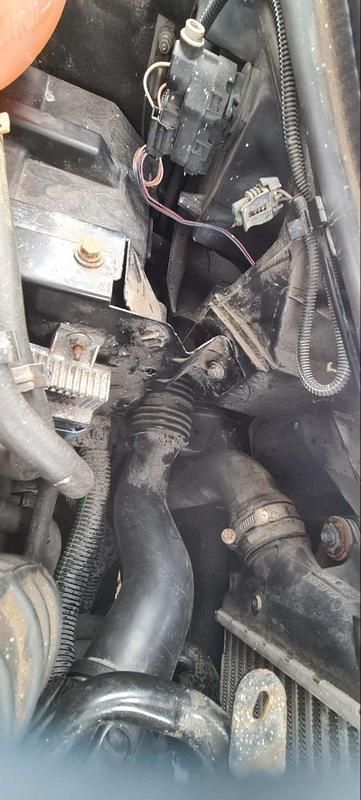 Gebraucht Renault Traffic 150 PS (110 kW) 2011 Silber Van / Kleinbus