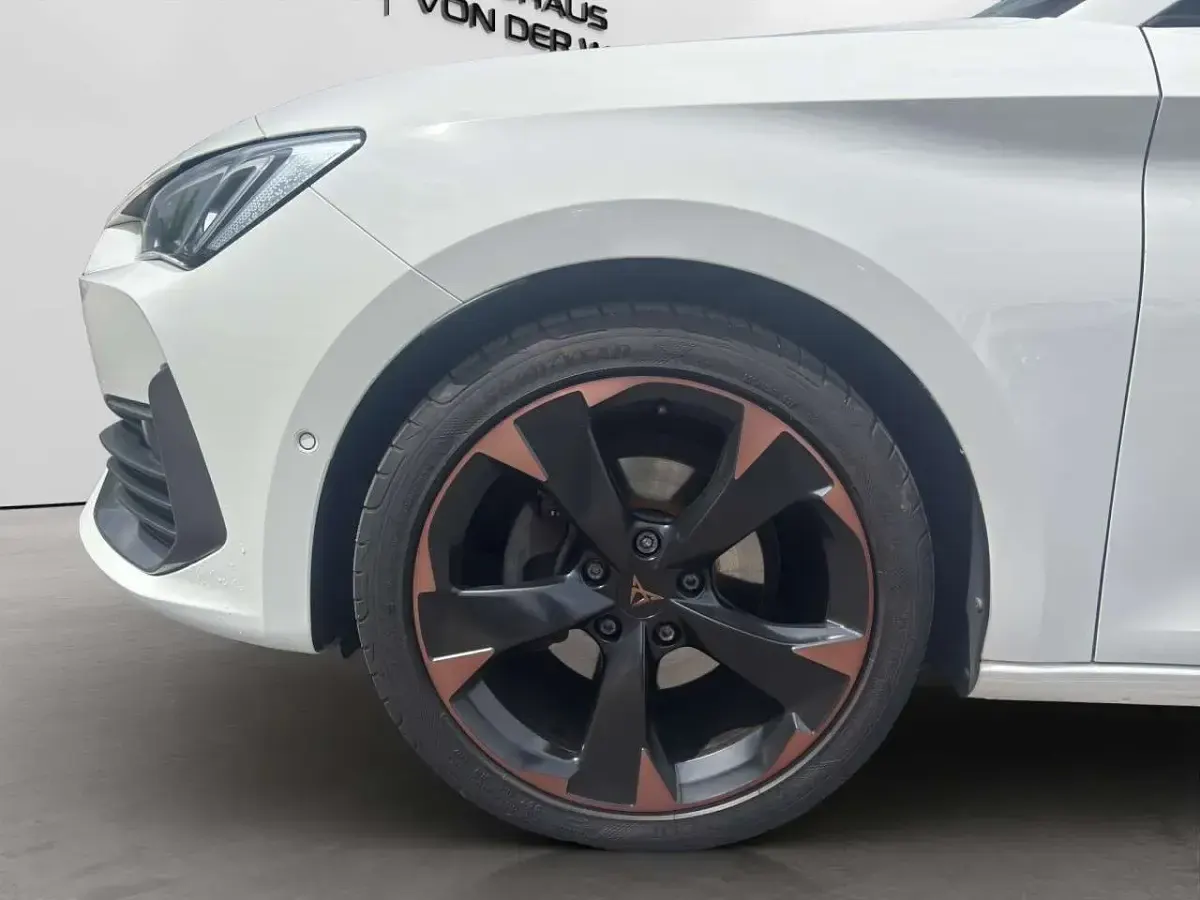 Brugt Cupra Leon 150 HK (110 kW) 2023 Hvid Hatchback