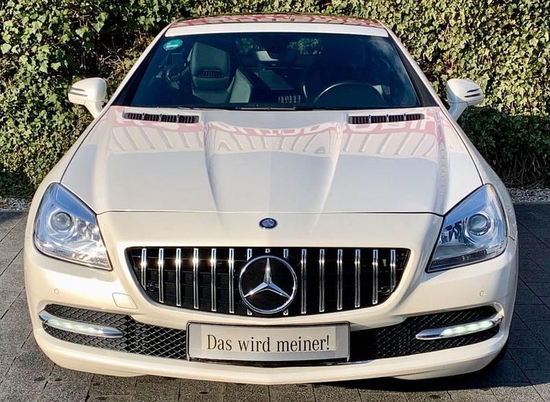 Gebraucht Mercedes SLK200 184 PS (135 kW) 2011 Weiß Cabrio