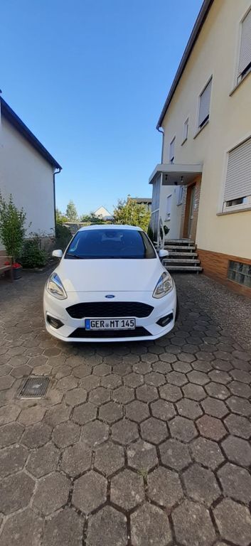 Schwarz Gebraucht 2020 Ford Fiesta Kleinwagen | 14.200 € (Fairer Preis) - Bild 1/4