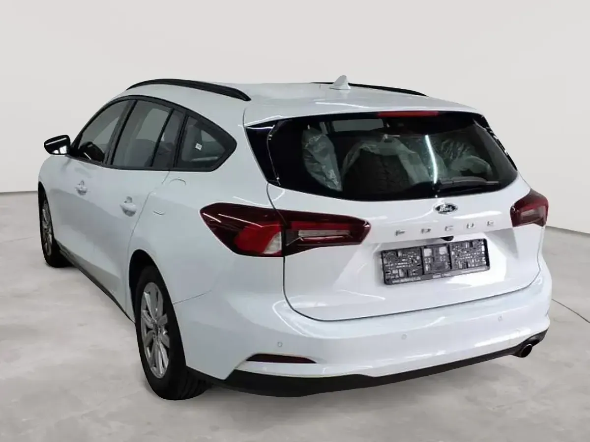 Gebraucht Ford Focus Cool & Connect 120 PS (88 kW) 2022 Frozen white Kombi