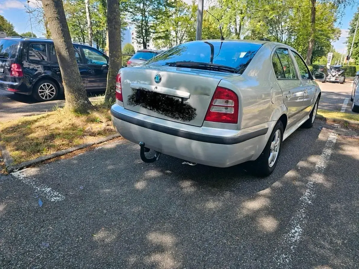 Gebraucht Skoda Octavia 116 PS (85 kW) 2003 Silber Limousine