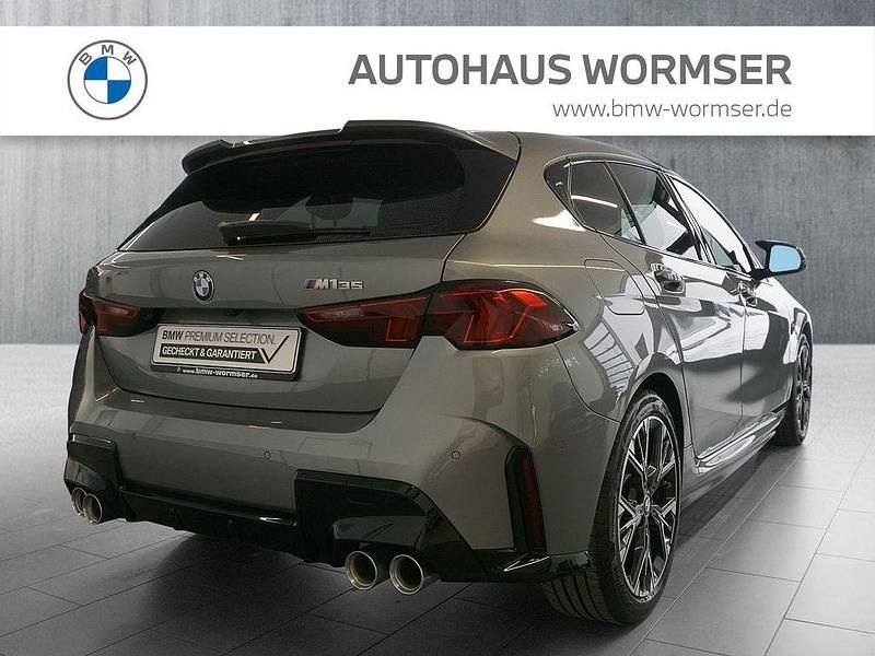 Gebraucht BMW M135 Performance 300 PS (220 kW) 2024 Grau Kleinwagen