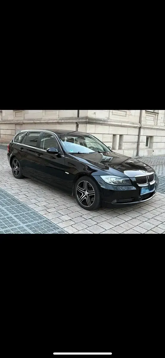 Gebraucht BMW 325 197 PS (144 kW) 2008 Schwarz Kombi