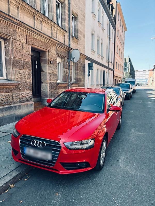 Rot Gebraucht 2014 Audi A4 S-Line Kombi | 6.500 € (Superpreis) - Bild 1/4