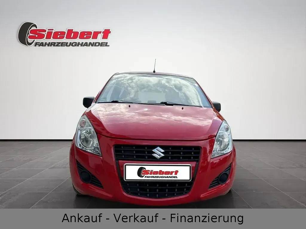 Gebraucht Suzuki Splash Club 68 PS (50 kW) 2013 Rot Kleinwagen