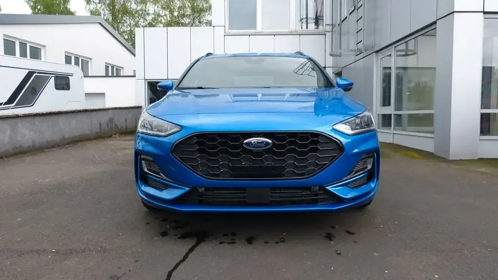 Neu Ford Focus ST-Line X 155 PS (114 kW) 2025 Limousine